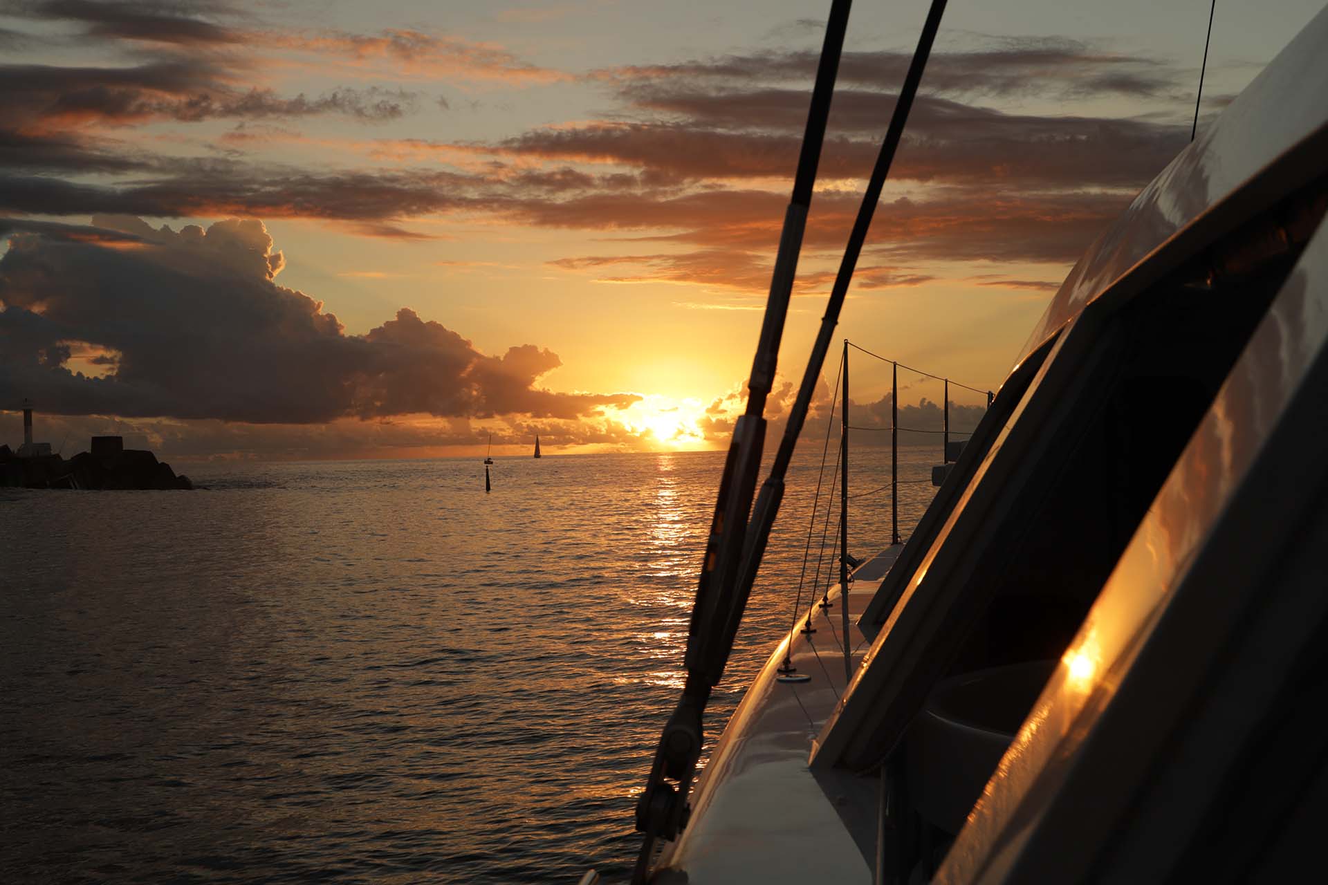 Sunset à bord de Maloya